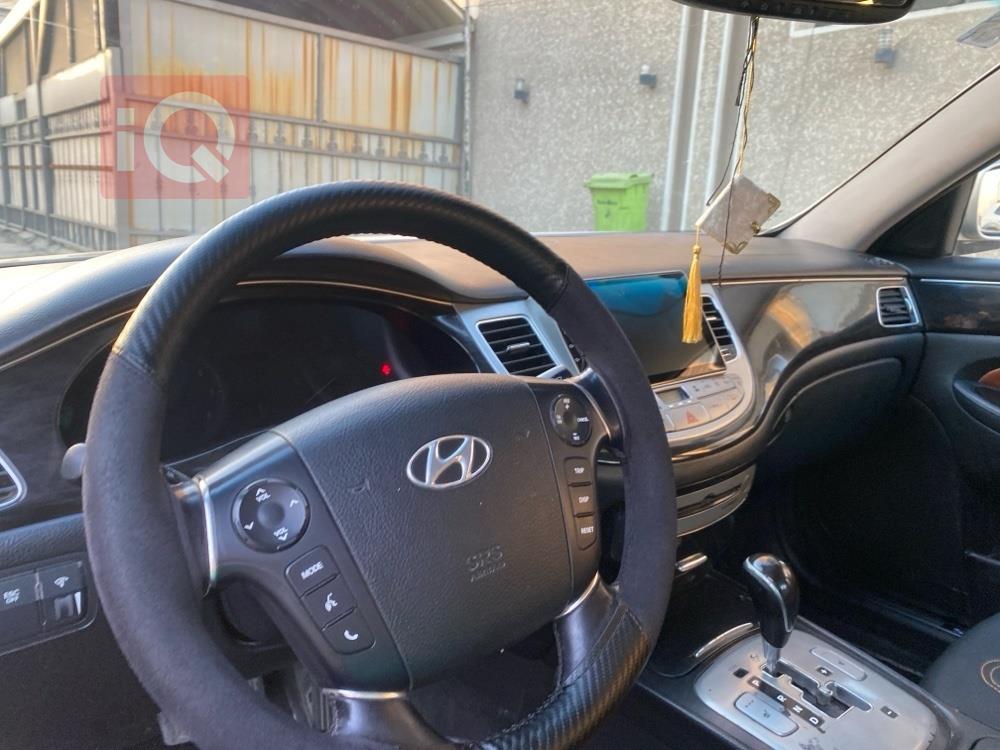 هيونداي جنسس